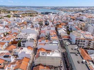 Apartamento T2 à venda na Rua Francisco Bivar