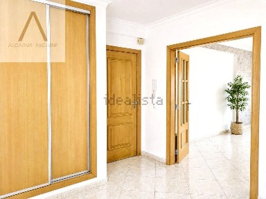 Apartamento T2 à venda na Rua da Feira