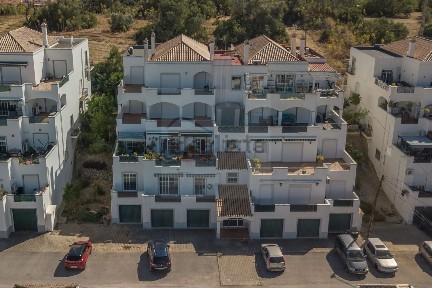 Apartamento T4 à venda na Colina de Asseca - Quinta de Perogil - São Pedro