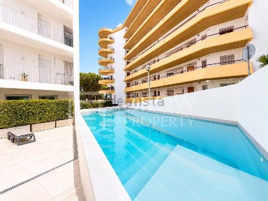 Apartamento T3 à venda em Ténis - Clube do Lago
