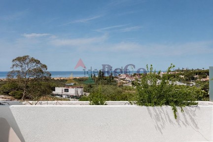 Apartamento T2 à venda na Avenida Florida