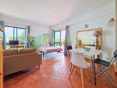 Apartamento T0 à venda na Rua da Figueira, 1