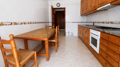 Apartamento T2 à venda na Rua 25 de Abril, 6