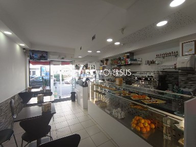 Restaurante, padaria para trespasse na Soares dos Reis - Rasa de Cima