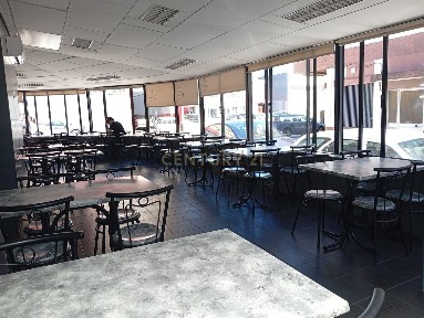 Cafetaria para trespasse na Rua Engenheiro Ezequiel de Campos, 371