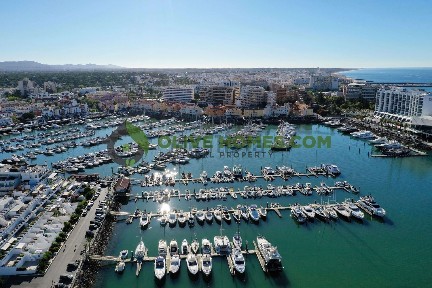 Quarteira, Vilamoura, Bairro Marina de Vilamoura, Rua do Centro Tivoli