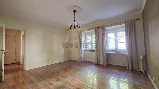 Arrendamento de apartamento T2 na Rua Dom Sancho Primeiro