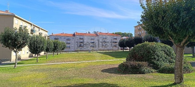 Apartamento T3 à venda em Lamego