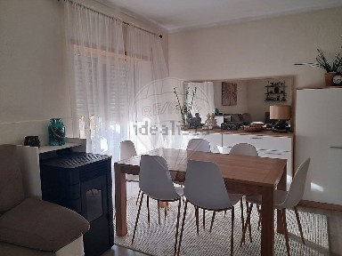 Apartamento T3 à venda na Avenida Doutor Francisco Sá Carneiro