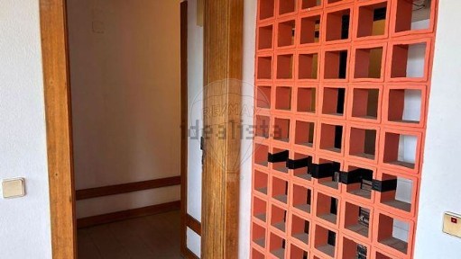 Arrendamento de apartamento T2 na Rua do Gerós