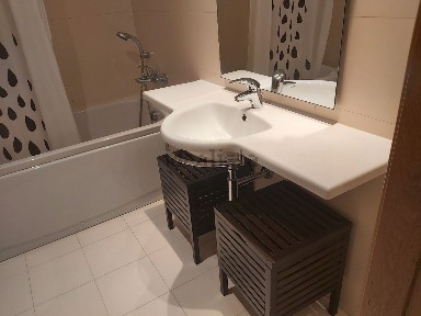Arrendamento de apartamento T0 na Rua Silva Gaio