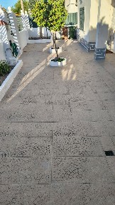 Moradia independente à venda na Marisol - Valadares - Quinta da Queimada