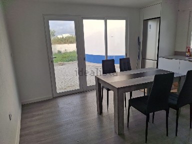Arrendamento de casa de aldeia na Rua dos Moinhos