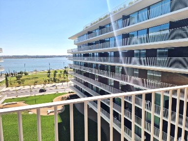 Arrendamento de apartamento T3 na Rua Bombeiros Voluntários do Barreiro, 31