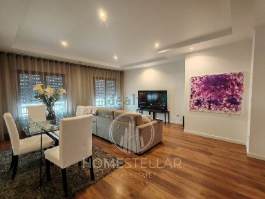 Arrendamento de apartamento T3 na Rua Regina Quintanilha