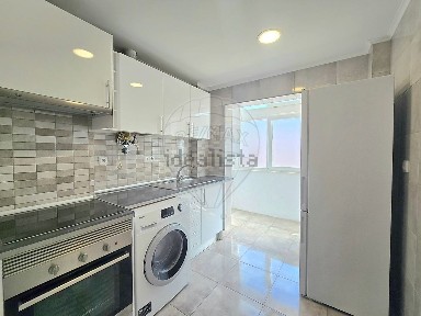 Arrendamento de apartamento T2 na Rua de Damão, 2