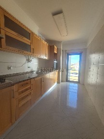 Arrendamento de apartamento T2 na Rua Camilo Castelo Branco, 1831