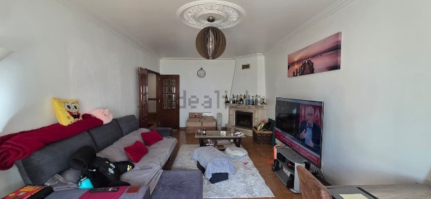 Arrendamento de apartamento T2 na Rua Vitor Santos
