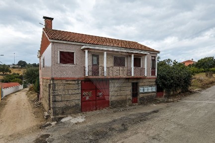 Moradia independente à venda em Em541