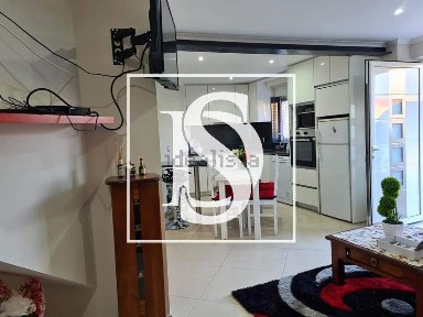Moradia independente à venda em Paços