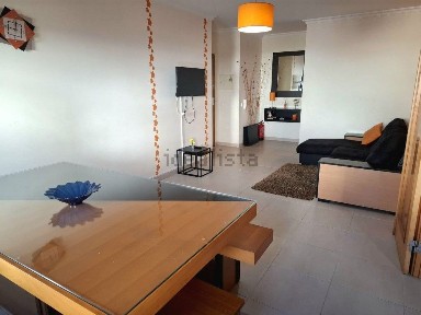 Arrendamento de apartamento T2 na Rua Sub-Vila