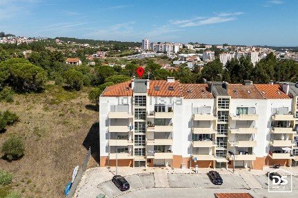 Apartamento T2 à venda em Tavarede
