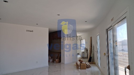 Apartamento T3 à venda em São Pedro