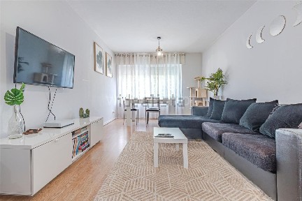 Apartamento T3 à venda no Bairro Traslar