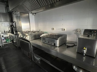 Espaço comercial ou armazém à venda na Avenida Edmundo Lima Basto