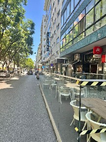 Espaço comercial à venda na Avenida 5 de Outubro, 158