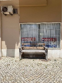 Espaço comercial à venda na Rua Soeiro Pereira Gomes