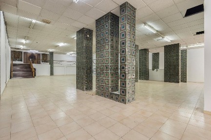 Espaço comercial à venda na Rua Latino Coelho, 10 b