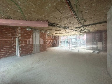 Espaço comercial à venda na Rua Carlos George