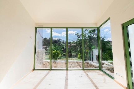 Casa ou moradia à venda na Rua Amoreira s/n