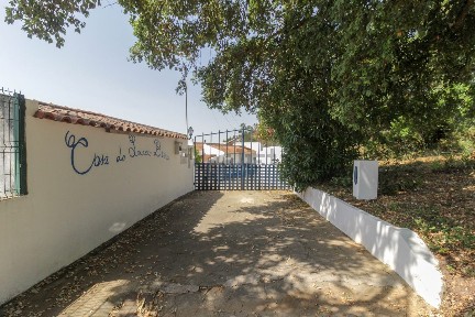Moradia independente à venda em Romeira e Várzea