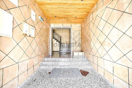 Apartamento T2 à venda na Rua 1 de Maio