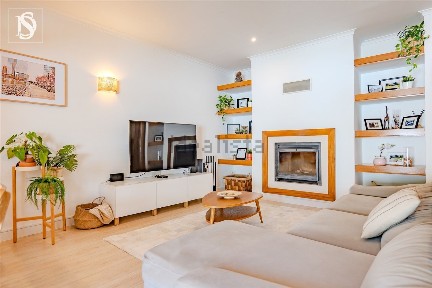 Apartamento T4 à venda em Riachos