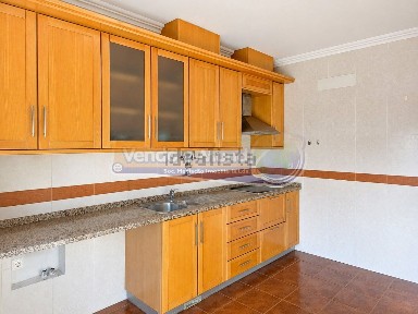Apartamento T4 à venda em Benavente