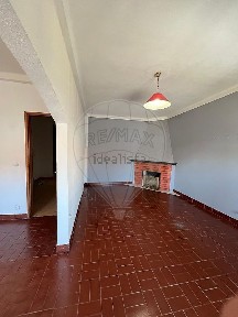 Apartamento T4 à venda na Rua da Gonçalinha
