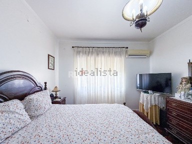 Apartamento T3 à venda na Rua Brito Capelo, 50