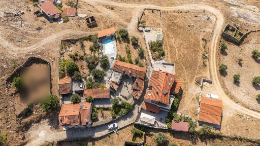 Casa ou moradia à venda em Lagares da Beira