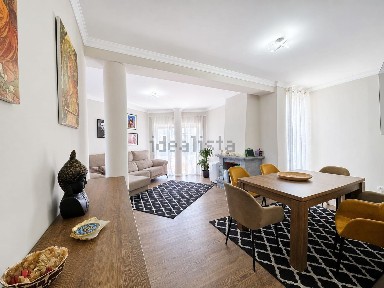 Apartamento T3 à venda na Rua São Domingos