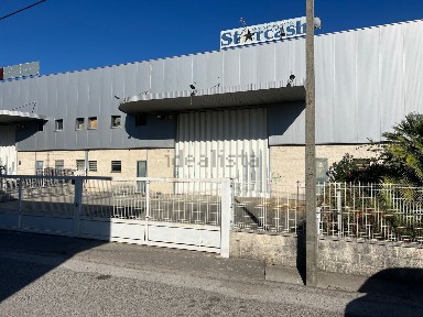 Arrendamento de armazém na Avenida Nações Unidas