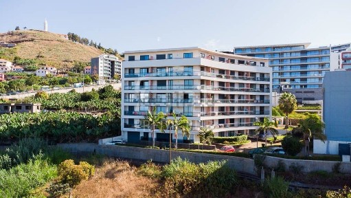 Apartamento T2 à venda na Ajuda - Amparo - Piornais