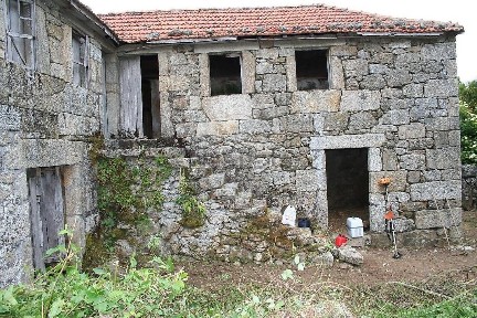 Moradia independente à venda em Lugar PortoCarreiro s/n