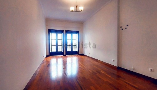 Andar de moradia à venda no Centro Histórico