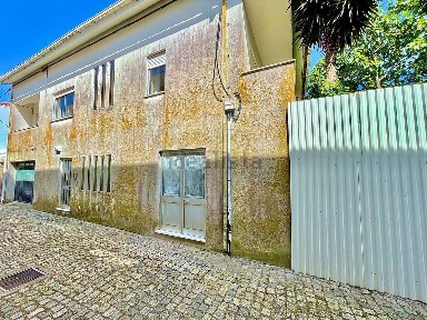 Moradia independente à venda em Caminha e Vilarelho