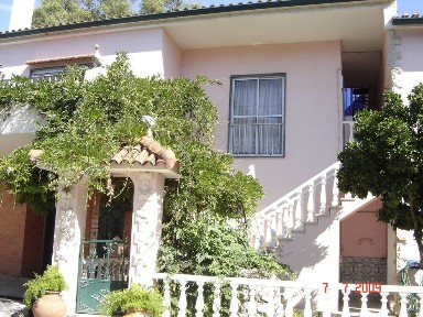 Arrenda-se Apartamento