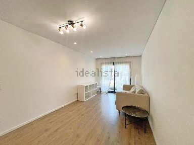 Arrendamento de apartamento T1 na Caxinas