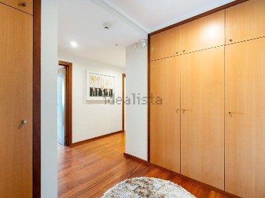 Arrendamento de apartamento T4 na Bessa Leite